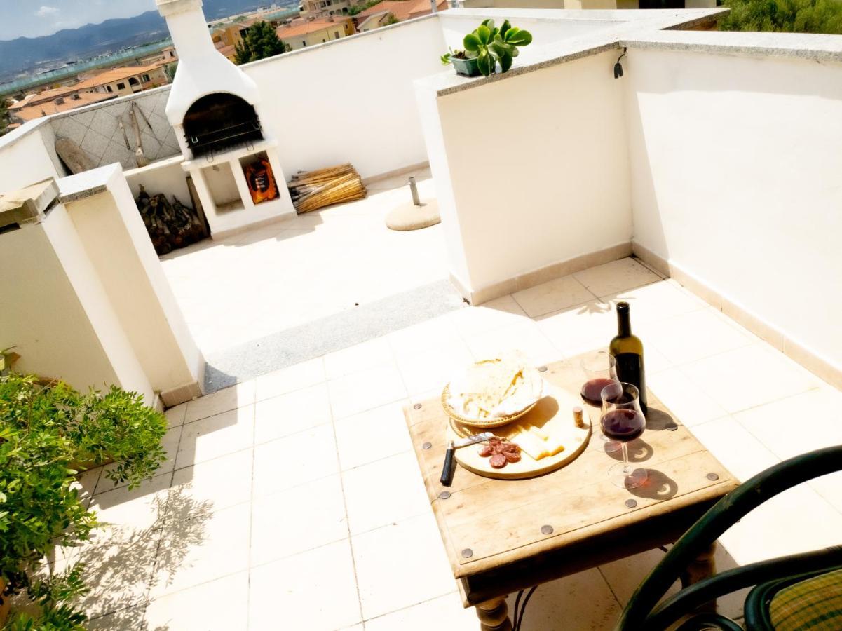 Penthouse Attico Pop - Pms Casevacanze Ольбия Экстерьер фото